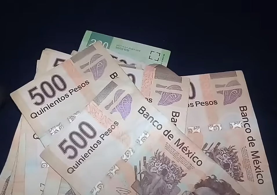 Aguinaldo en pesos mexicanos